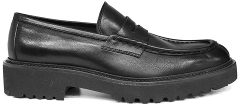 scarpe uomo di tendenza mocassini neri con suola carrarmato eleganti sportivi in vera pelle di bufalo articolo guido ferri 6586 calzature artigianali online 100% made in italy negozio a civitanova marche collezione moda soletta morbida estraibile per plantare spedizioni in tutta Italia pagamento alla consegna 