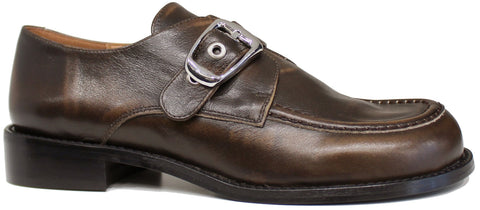 scarpe donna di tendenza mocassini fibbia marroni testa di moro vintage eleganti con punta grande rotonda effetto retrò in vera pelle marchio angel alarcon 25612 monk strap stile casual per ufficio con tacco basso e suola flessibile calzature artigianali online comode con negozio a civitanova marche collezione moda spedizioni in tutta Italia pagamento alla consegna