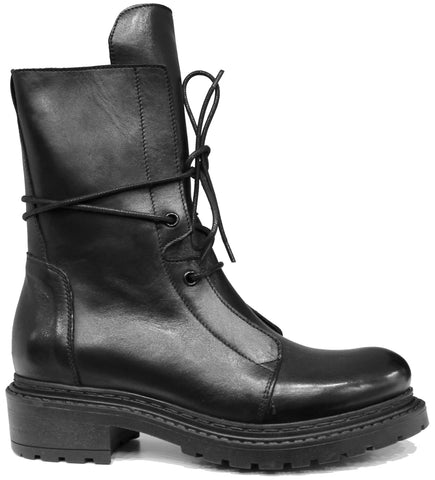 scarpe donna di tendenza anfibi neri con lacci in vera pelle spazzolata con suola carrarmato alta e cerniera laterale marchio matisse ma977 stile casual eleganti sportivi con punta rotonda calzature artigianali online 100% made in italy comode con negozio a civitanova marche collezione moda spedizioni in tutta Italia pagamento alla consegna