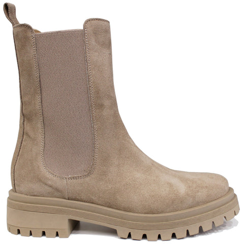 scarpe donna di tendenza stivaletti beatles beige tortora in camoscio con elastico laterale e cerniera in vera pelle marchio crown beatles nc18+zip chelsea boots taupe stile casual eleganti sportivi con punta rotonda suola carrarmato flessibile calzature artigianali online 100% made in italy comode con negozio a civitanova marche collezione moda spedizioni in tutta Italia pagamento alla consegna