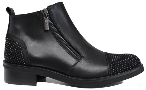 scarpe donna tronchetto stivaletto con punta e tallone strassati elegante con cerniera laterale singola calzaturificio mng pierfrancesco vincenti 5472 in vera pelle nera molto morbida fondo in eva leggerissimo e antiscivolo 100% made in italy scarpe con negozio a civitanova marche collezione moda calzature artigianali made in italy scarpe online