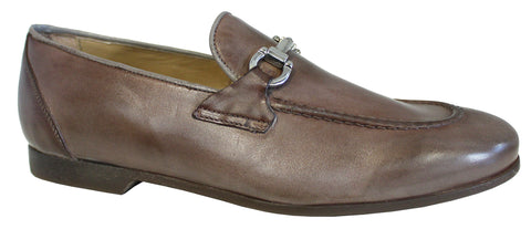 Scarpe mocassino uomo con morsetto tipo gucci articolo CAR06 in pelle beige taupe con suola in gomma antiscivolo molto leggera in vera pelle e 100% made in italy scarpe con negozio a civitanova marche collezione moda primavera estate 2021